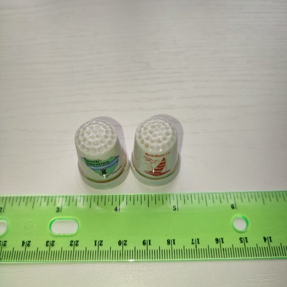 Lot 2 Pcs South Carolina Thimbles Vintage Collectible Ceramic Map Myrtle Beach - Picture 2 of 6